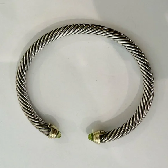 David Yurman Cable Bracelet with Peridot & 14k Yellow Gold, 5mm - Picture 4 of 8